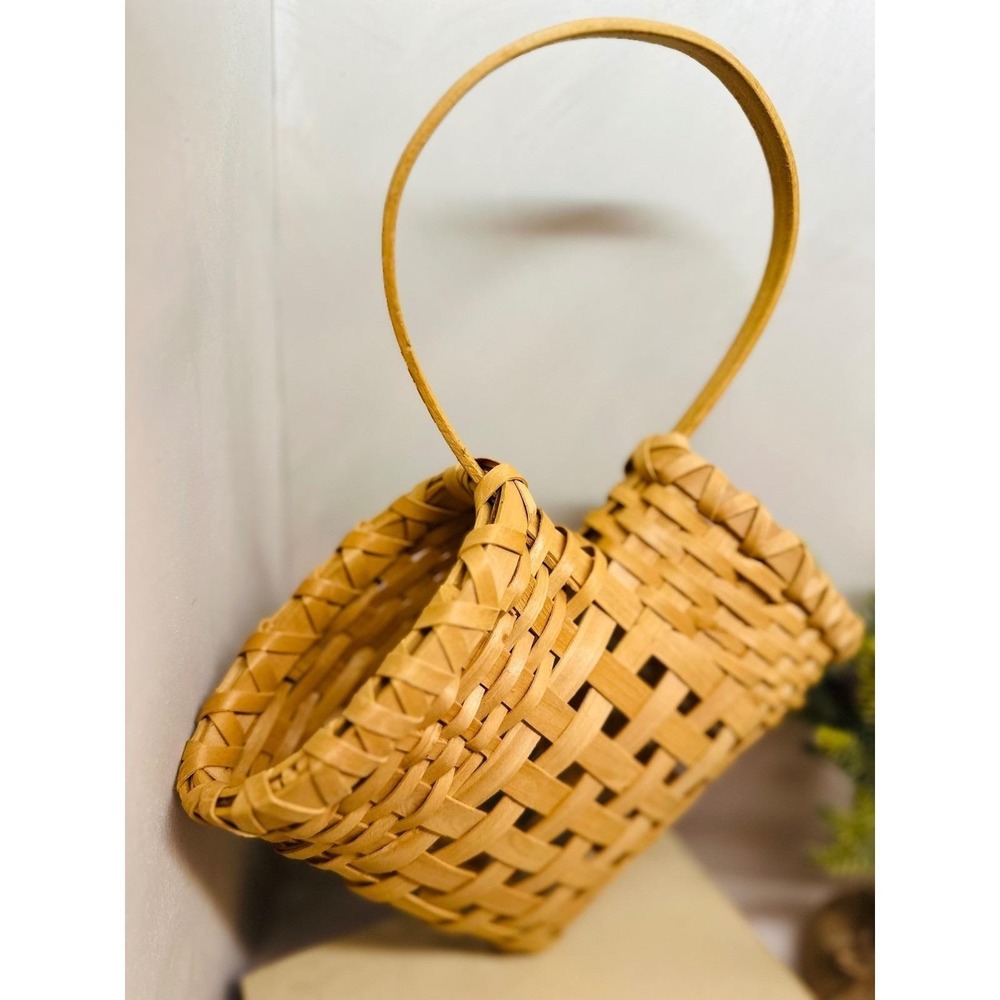 Vintage Heart Shaped Woven Split Basket Wall Hanging Double Pocket Folk Art